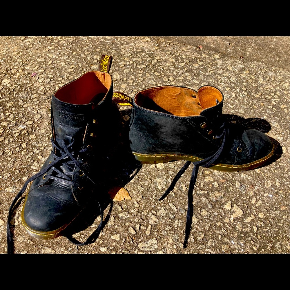 COPY - Dr. Martens Coburg boots Men’s US 10 M, Ladie’s US 11 L doc martins